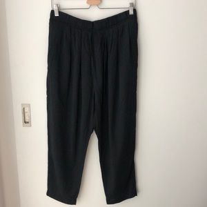 Lululemon pleated harem pants